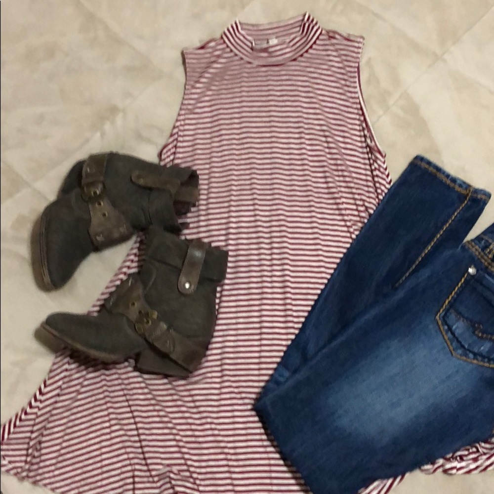 Sleeveless Striped Tunic